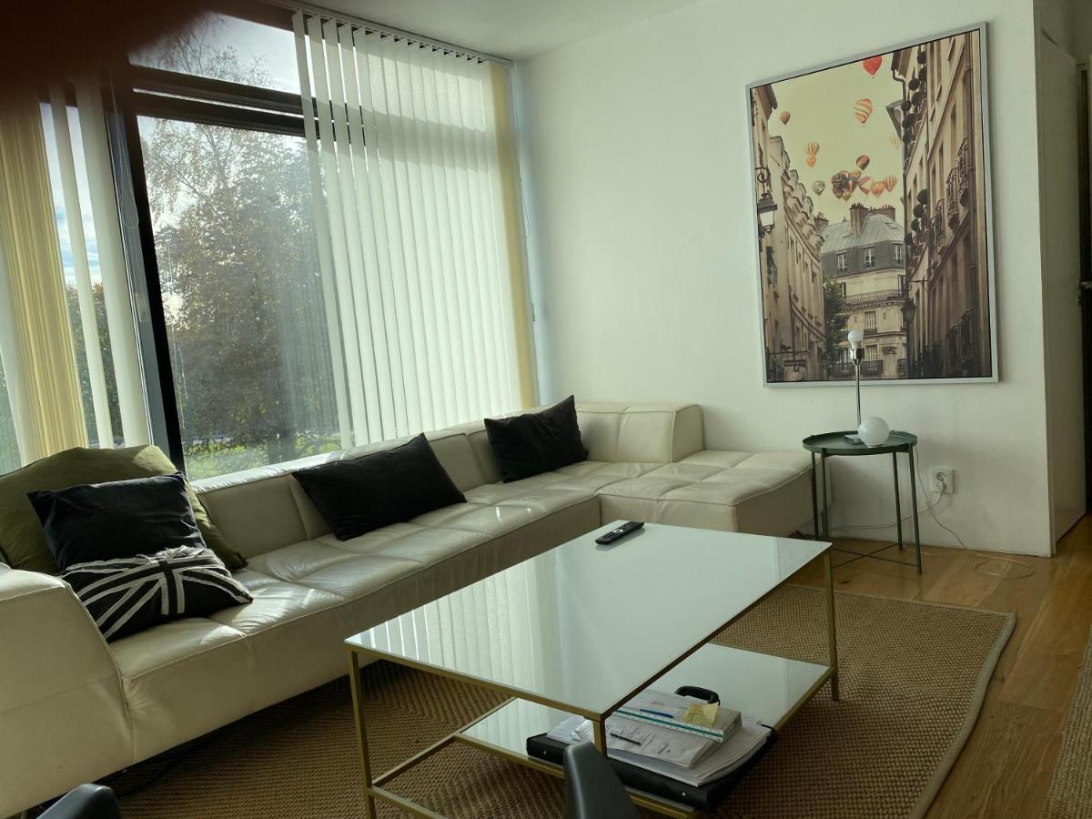 Exclusive 2 Level Etage Next To Arlanda-City Metro 스톡홀름 외부 사진